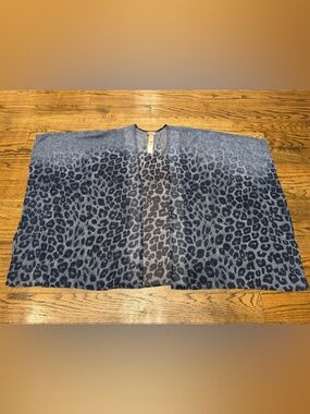 Chico’s Leopard Print Open Front Cardigan L XL Sheer Lightweight Duster Blue